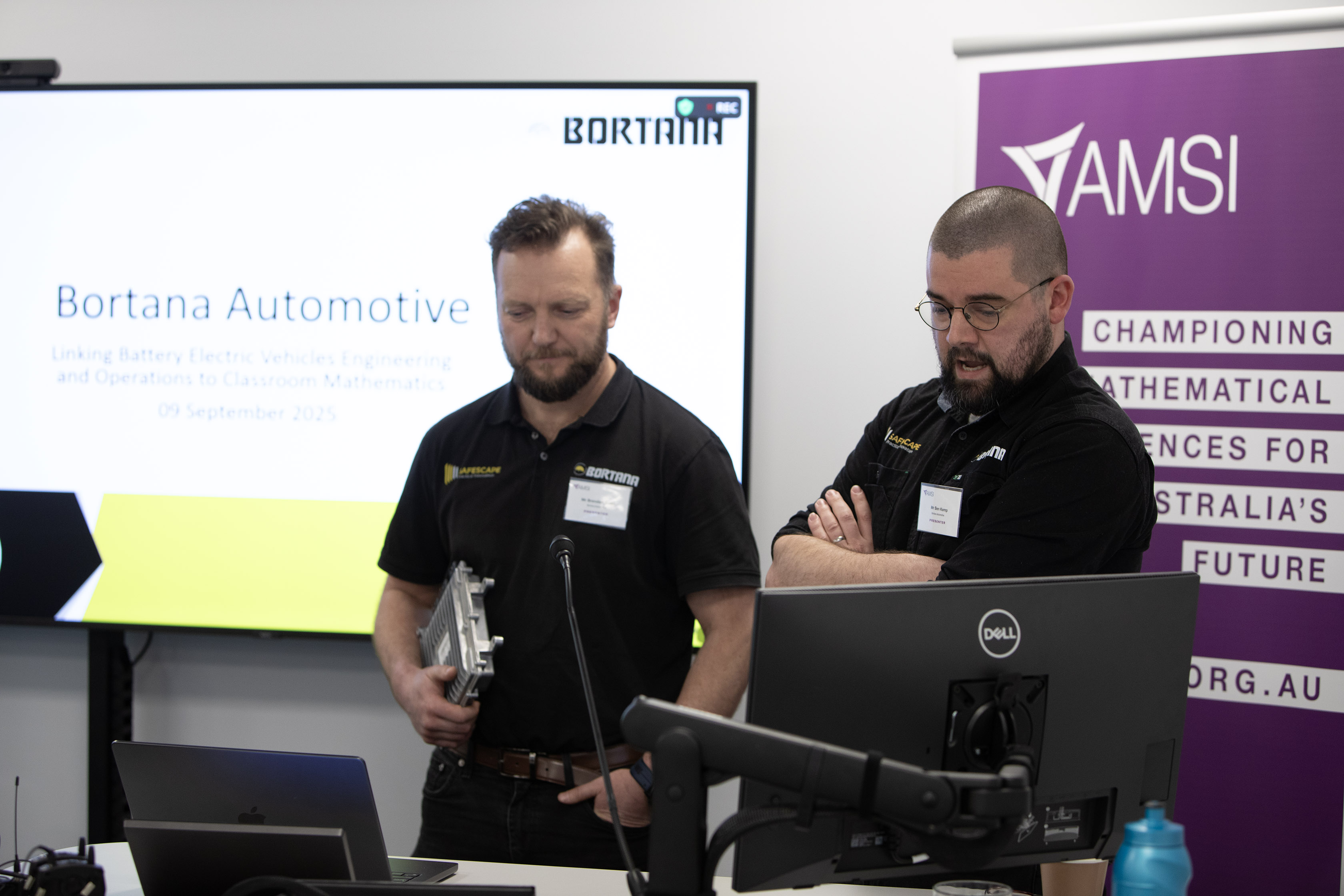 %_tempFileNameIMG_7823%